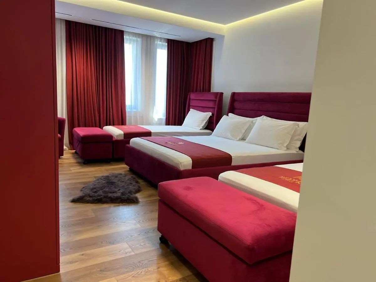 Mark Hotel Tirana Berxull