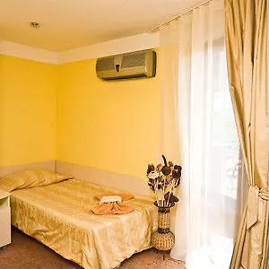 & Fotinov 2*, Burgaz Bulgaristan